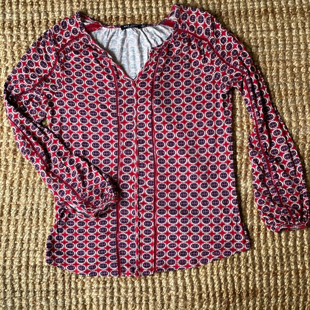Long sleeve patterned shirt